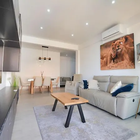 Property With See View 4 Apartment